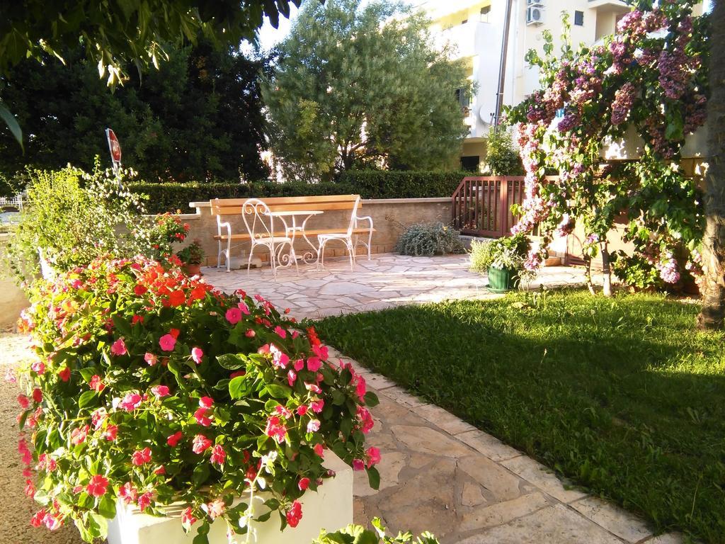 Apartments Silvija Задар Стая снимка